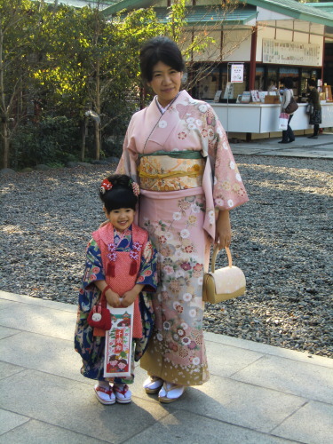 七五三のお祝いは母娘お着物で思い出に残る一日を それいゆのおしゃれ着物レンタル