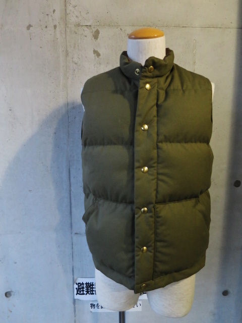 French Military CLOTH DOWN VEST ・・・ By Crescent Down Works (フル別注)_d0152280_19315172.jpg