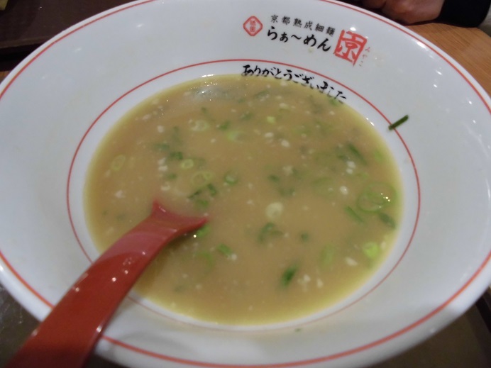京都熟成細麺 らぁ~めん京(みやこ) イオン猪名川店_c0118393_1154323.jpg