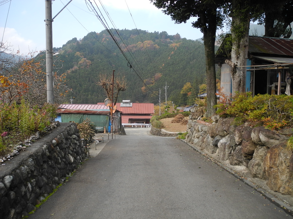 檜原村の山奥の蕎麦屋さんへ_a0158802_225231.jpg