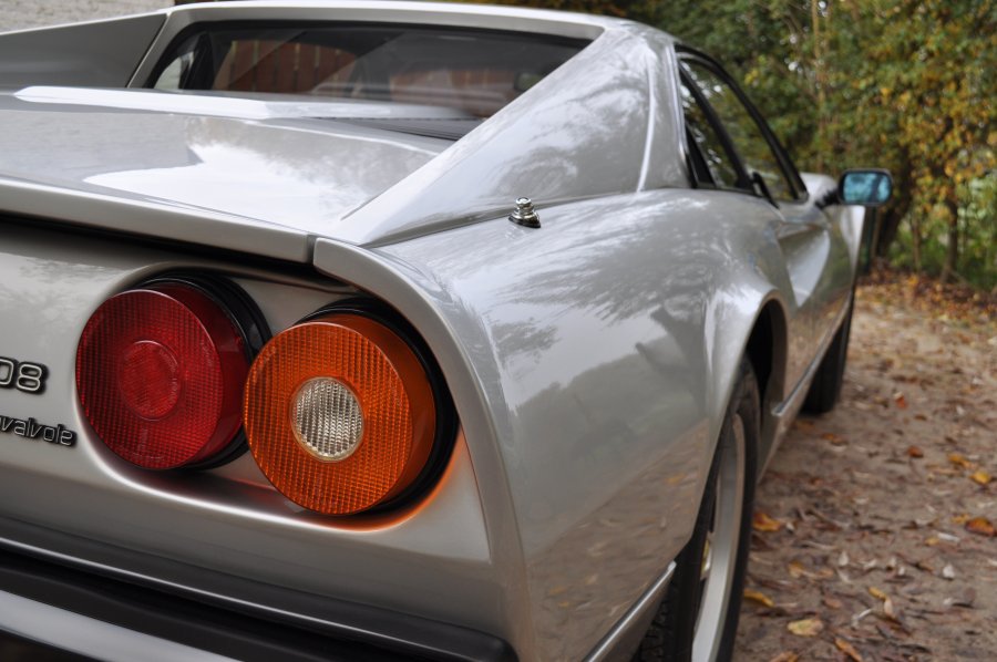 84y Ferrari 308GTB QV_a0129711_13243046.jpg