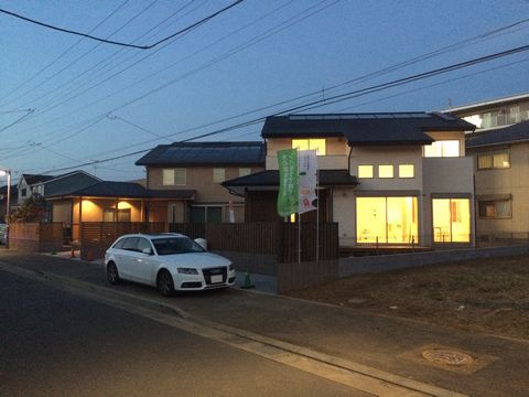 「OMソーラーの木の家」完成見学会を開催しました!_a0059217_17505344.jpg