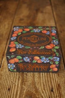 Perbelliniのパネットーネ_a0112221_20264728.jpg