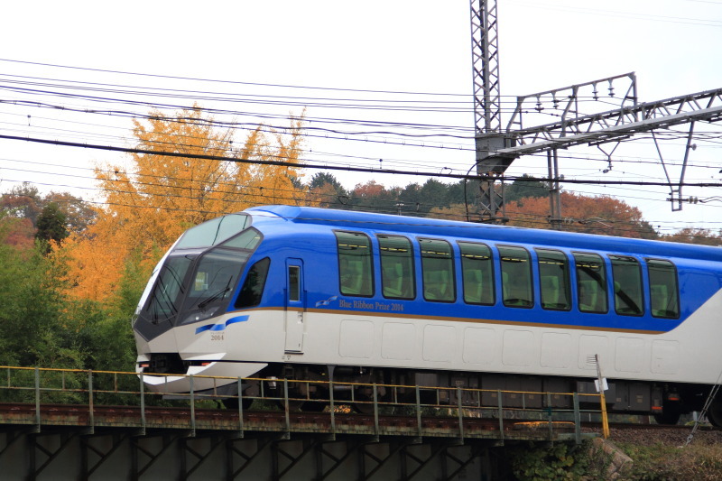 木津川鉄橋をわたる、大阪しまかぜ。_d0226336_00291797.jpg