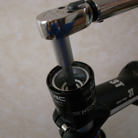 ANCHOR TR9 ① : ジュニア自転車競技と自転車日記 ANCHOR TR9 ① : ジュニア自転車競技と自転車日記