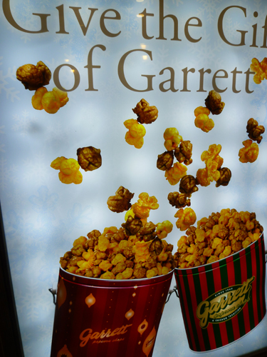 Garrett Popcorn Shops(ギャレット ポップコーン ショップス) 原宿店_c0152767_22375637.jpg