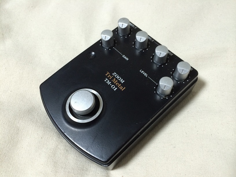 ZOOM Tri Metal TM-01（ディストーション）