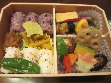 秋のかながわ味わい弁当（崎陽軒）_c0212604_4465821.jpg