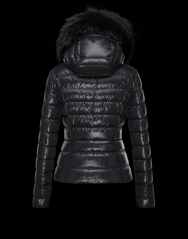 MONCLER モンクレール 2014/2015秋冬新作 BEVER レディースダウンジャケット(ブラック)_e0218947_12829100.jpg