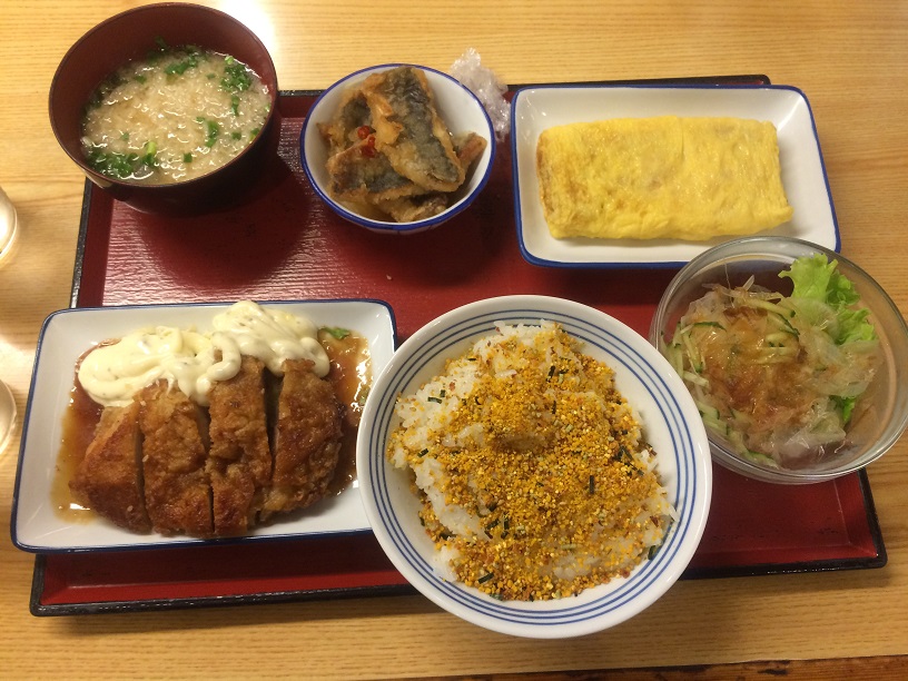 11月26日の晩ご飯 チキンステーキ 町田木曽食堂 外食したら