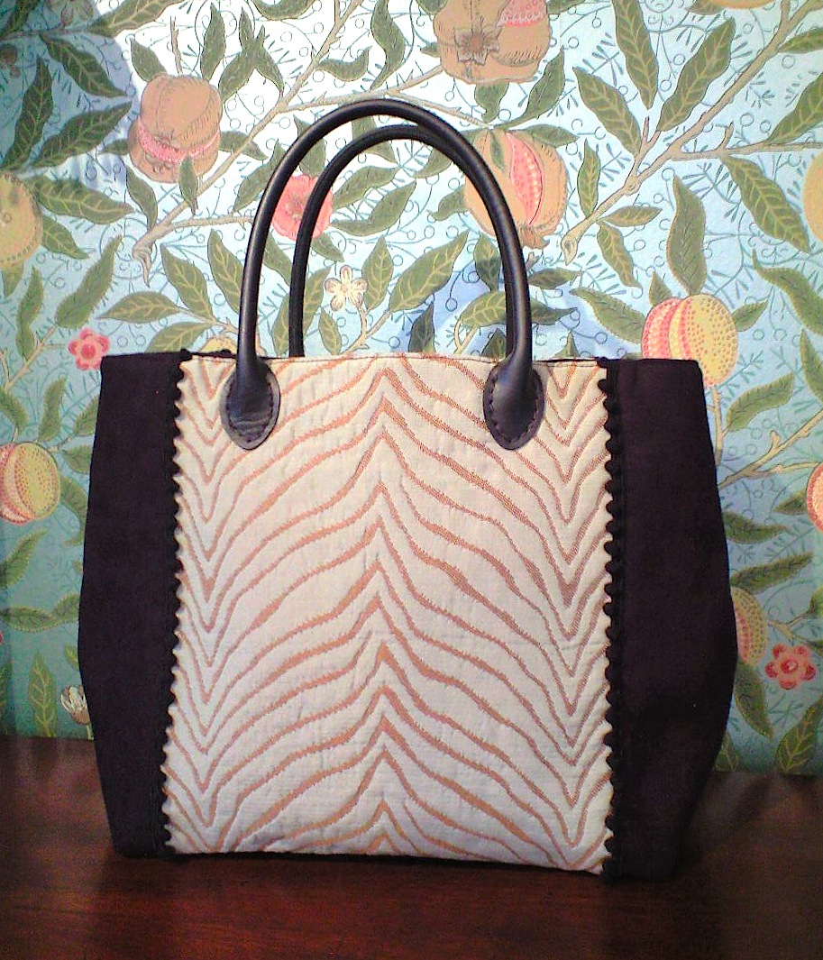 Kravet グリーンゼブラのバッグ_c0157866_1552045.jpg