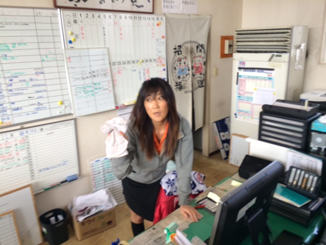 ウッチーブログ!!ランクル、ハマー、アルファード!!_b0127002_16571236.jpg