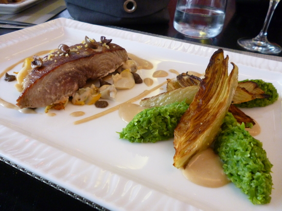 2014,07 フランス、イタリアツアー 2、「C.D.G→Lyon( La Table 101) 」 _f0342307_2292560.jpg
