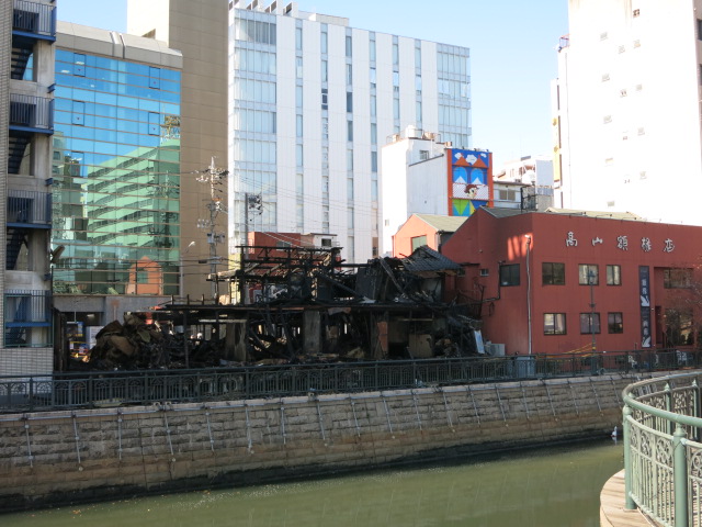 f0016320_15465755.jpg