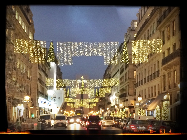 Noël, rue de la Paix, Saint-Honoré - ラペ通り、サントノレ通りのクリスマスイルミネーション_a0231632_17524523.jpg