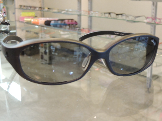 OZNISオズニスの新モデル入荷_e0304942_12575456.jpg