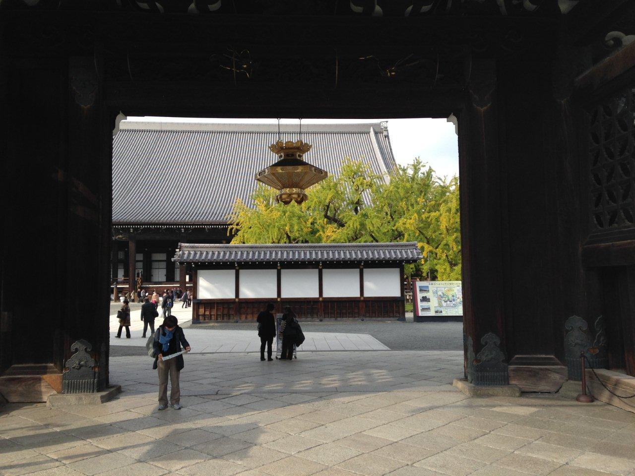 龍谷ミュージアムと西本願寺_b0349892_09425557.jpg