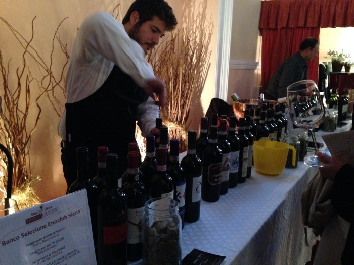 Sangiovese purosangue Vini e vignaioli d\'Italia サグランティーノの試飲会_b0246303_18592236.jpg
