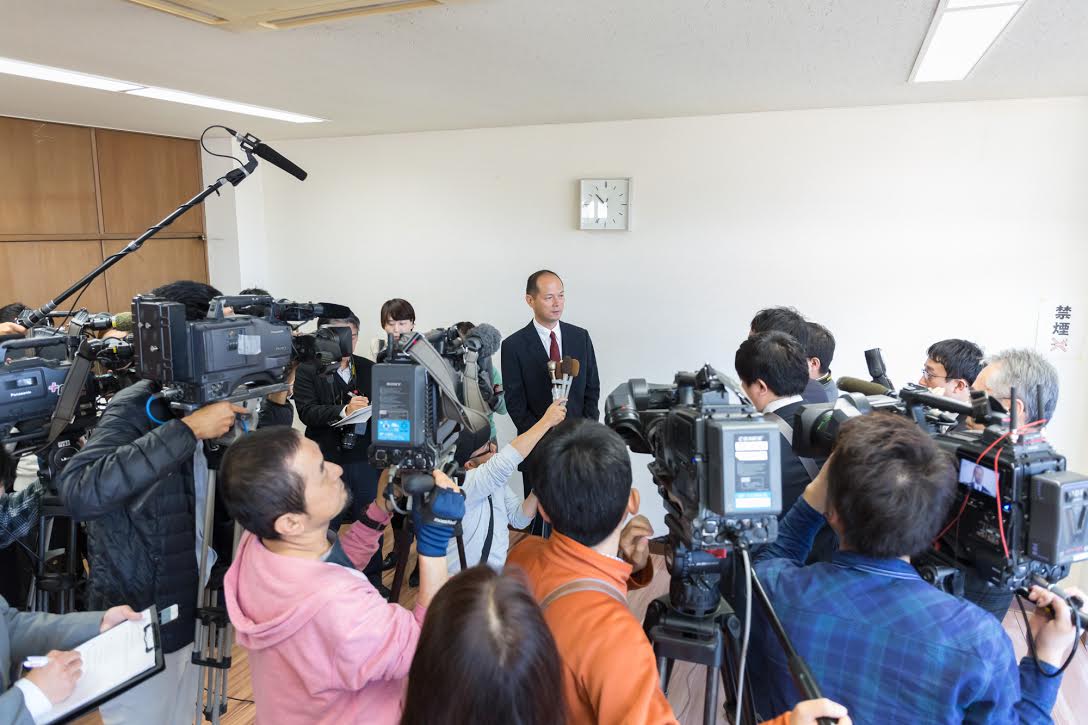 議長に辞表を提出しました_d0047811_020181.jpg