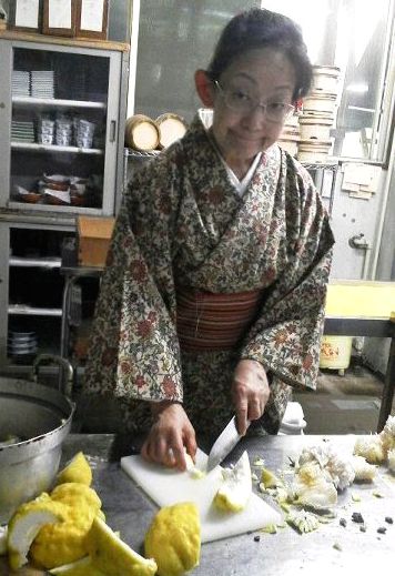 かっぱ父の愛の鬼柚子_e0234016_16484270.jpg