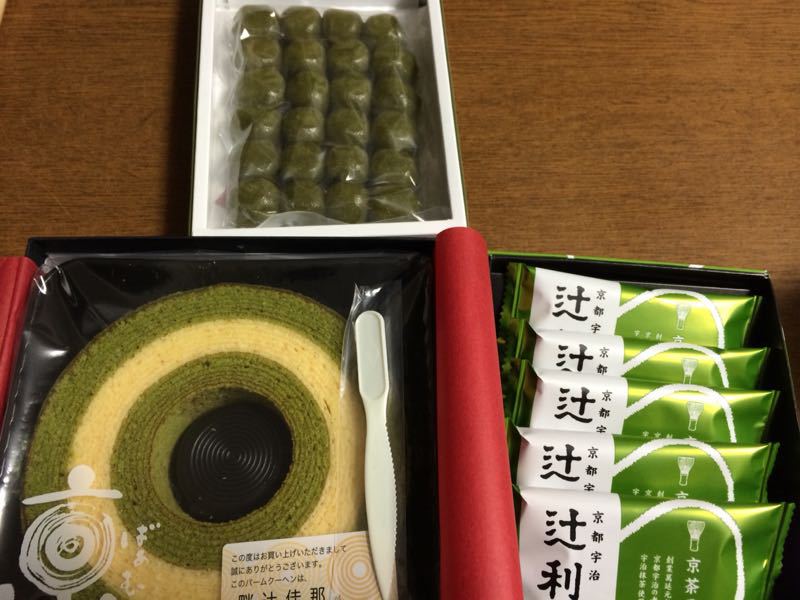 京都土産は、伊勢丹の地下の漬物天国をお勧め_e0139926_17342034.jpg