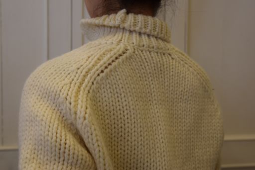 white knit 、、、、 _b0110582_1858577.jpg