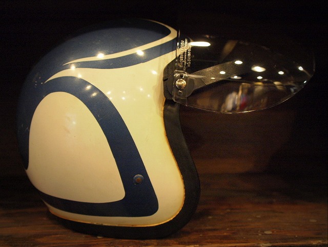 FLIP UP SHIELD_b0207393_16425478.jpg