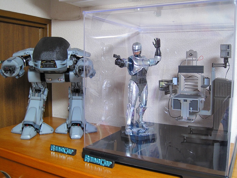ホットトイズ ロボコップ＆ドッキングステーション インプレ