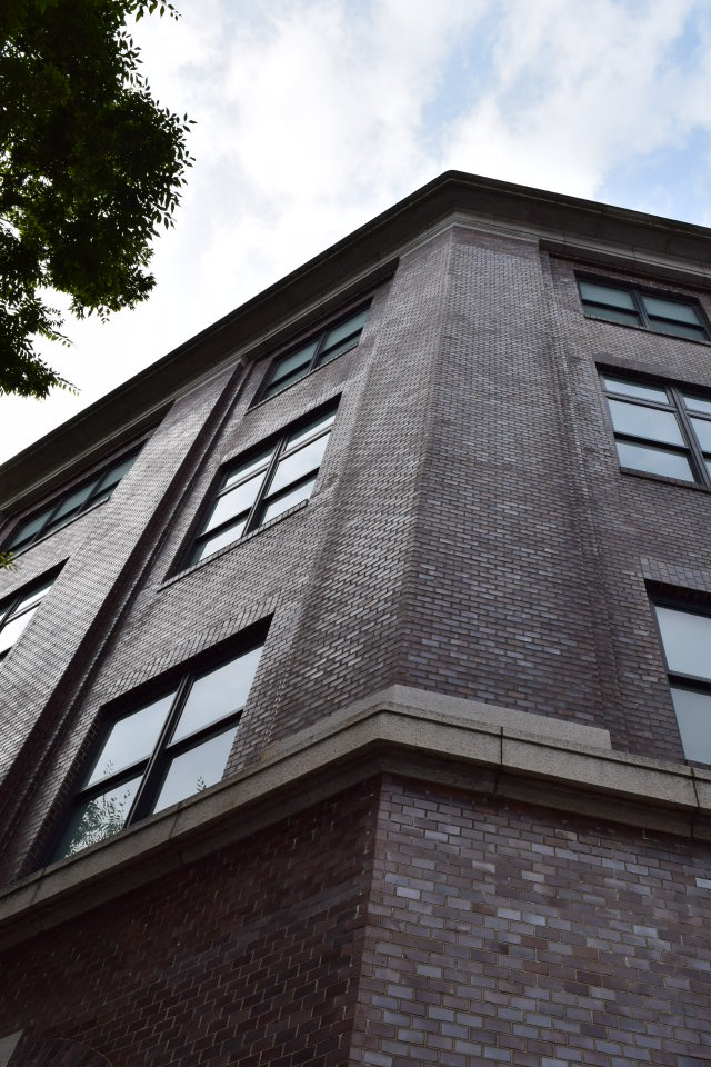 旧横浜市外電話局(昭和モダン建築探訪)_f0142606_20271690.jpg