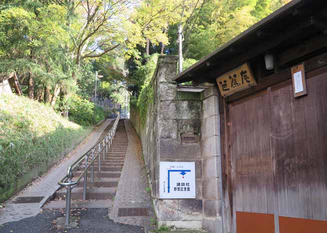 通勤途中の風景「水神社」。_e0084523_9521469.jpg