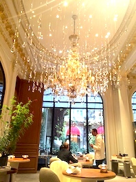 Alain Ducasse au Plaza Athénée - アランデュカス・オ・プラザ・アテネでランチ_a0231632_20322620.jpg