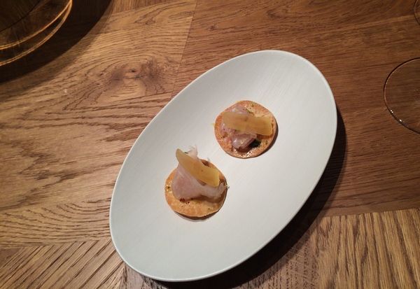 Alain Ducasse au Plaza Athénée - アランデュカス・オ・プラザ・アテネでランチ_a0231632_5544328.jpg
