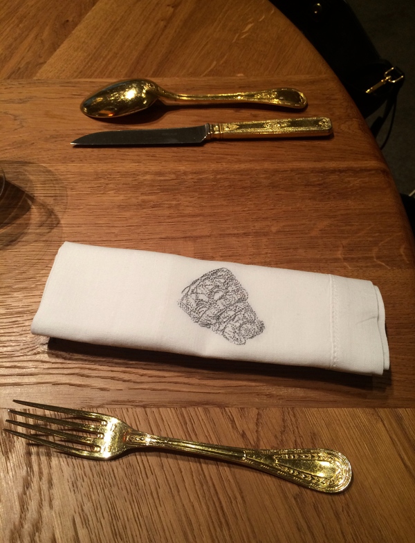Alain Ducasse au Plaza Athénée - アランデュカス・オ・プラザ・アテネでランチ_a0231632_6383966.jpg