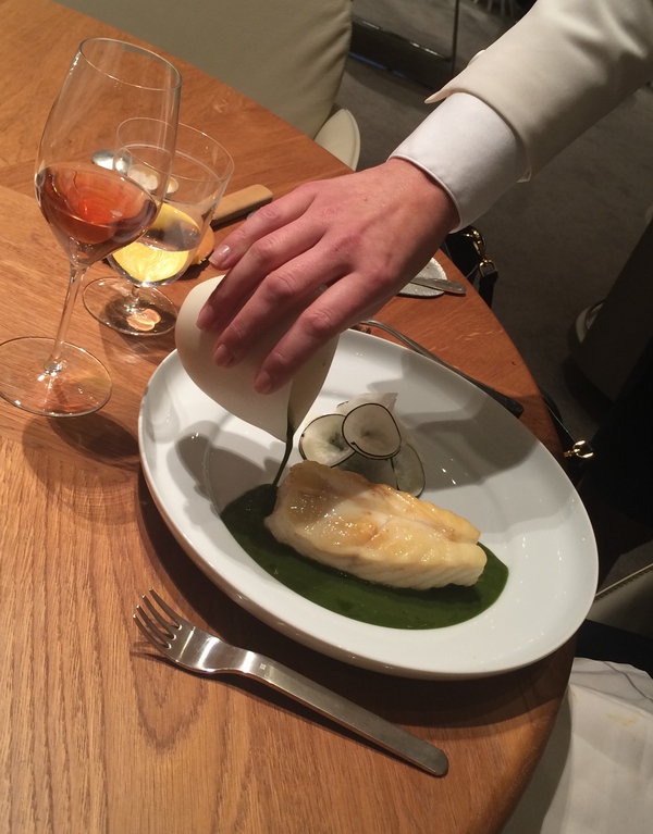 Alain Ducasse au Plaza Athénée - アランデュカス・オ・プラザ・アテネでランチ_a0231632_675418.jpg