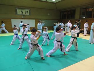 麻生道場 一般部体験!_c0118332_23333318.jpg