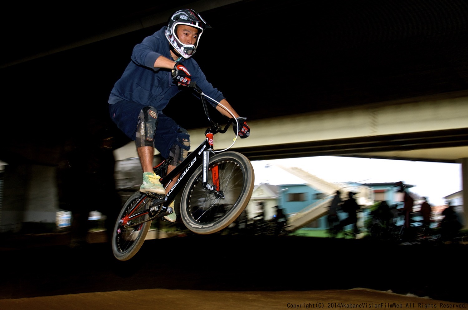 １１月３０日川口ゴリラ公園BMXトラックの風景_b0065730_20465110.jpg