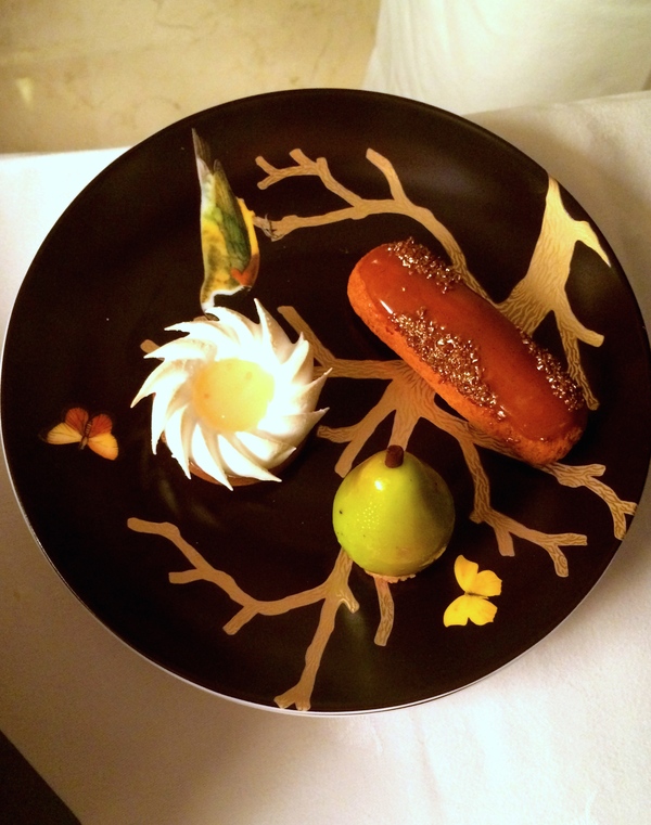 Tea Time du Meurice - NEW! ホテル・ル・ムーリスの『ティータイム』_a0231632_21355535.jpg