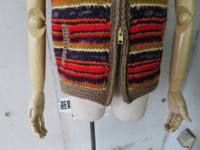 良好価格その② CANADIAN SWEATER ・・・ フル別注Rainbow ZIP KNIT VEST!★!_d0152280_21244264.jpg