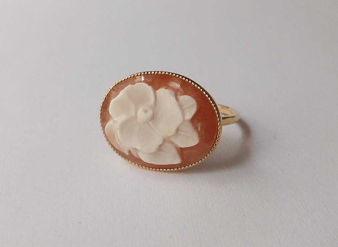 Japanesque flower cameo rings_f0009782_964797.gif
