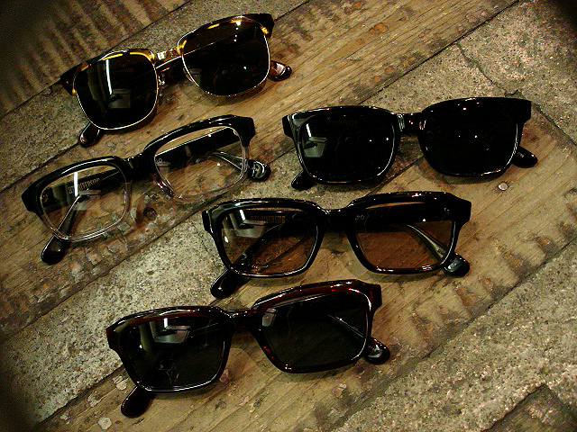 NEW : [RIVER SIDE] ORIGINAL \"SUNGLASSES\" !!_a0132147_22332863.jpg