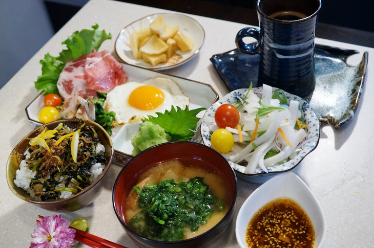 自家製保存食「大根葉の佃煮」で【日本の朝ご飯セット】／超姉さんツクレポ有り難う♪_b0033423_17252125.jpg