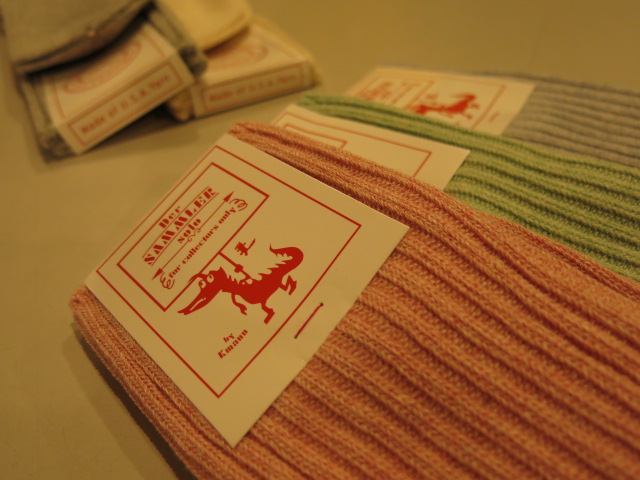 \"Der SAMMLER solo SOCKS MADE of U.S.A YARN\"ってこんなこと。_c0140560_1051183.jpg