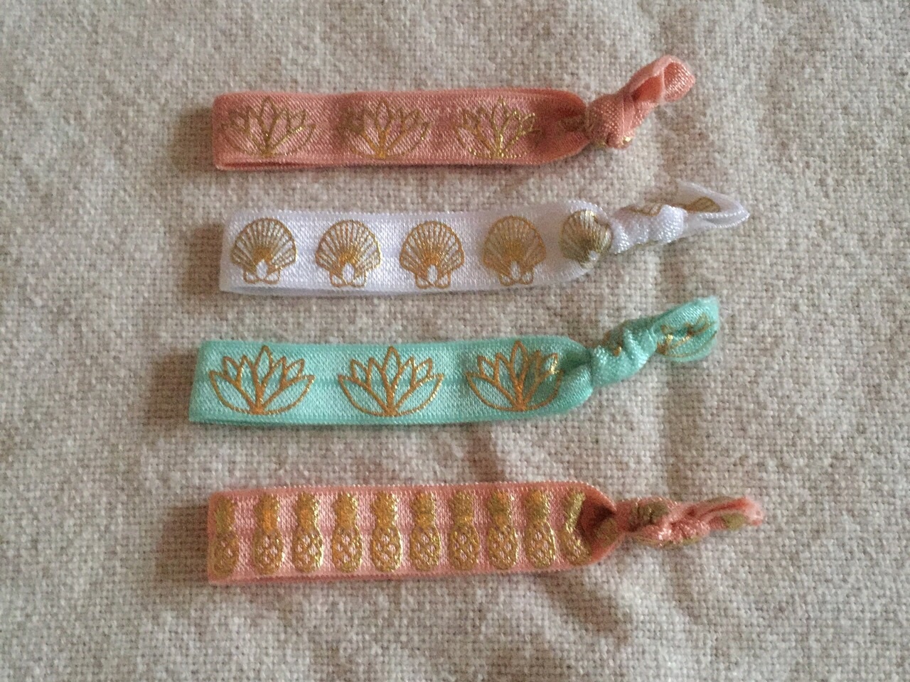 Hair Ties_a0167912_19150902.jpg