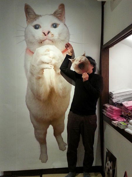 猫いっぱいの癒しのイベント！kachimoさんの「うちの猫ら」カレンダーヴァイキング展へ！_f0357923_1574144.jpg