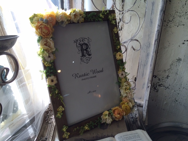 ご結婚の御祝いに贈られるフォトフレーム_e0128024_1454139.jpg