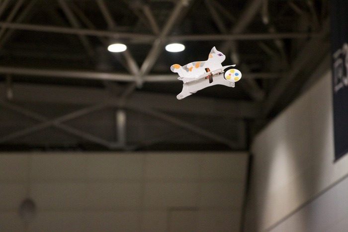 MFT2014ビッグサイト内上空の制空権確保! #mft2014_d0067943_12104429.jpg