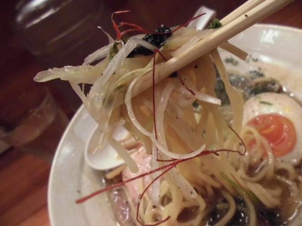 らーめん麺元素(めんげんそ) 天神橋5丁目_c0118393_156283.jpg