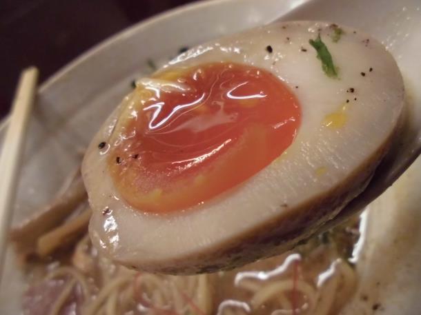 らーめん麺元素(めんげんそ) 天神橋5丁目_c0118393_1581679.jpg