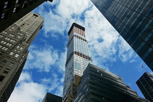 屋上までの高さではNYで一番高いビル「432 Park Ave」建設中_b0007805_22123722.jpg