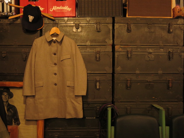 \"KEMPEL × TheThreeRobbers SOUTIEN COLLAR COAT\"ってこんなこと。_c0140560_105726.jpg